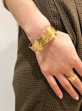 一枝橘日系凹凸不规则手镯