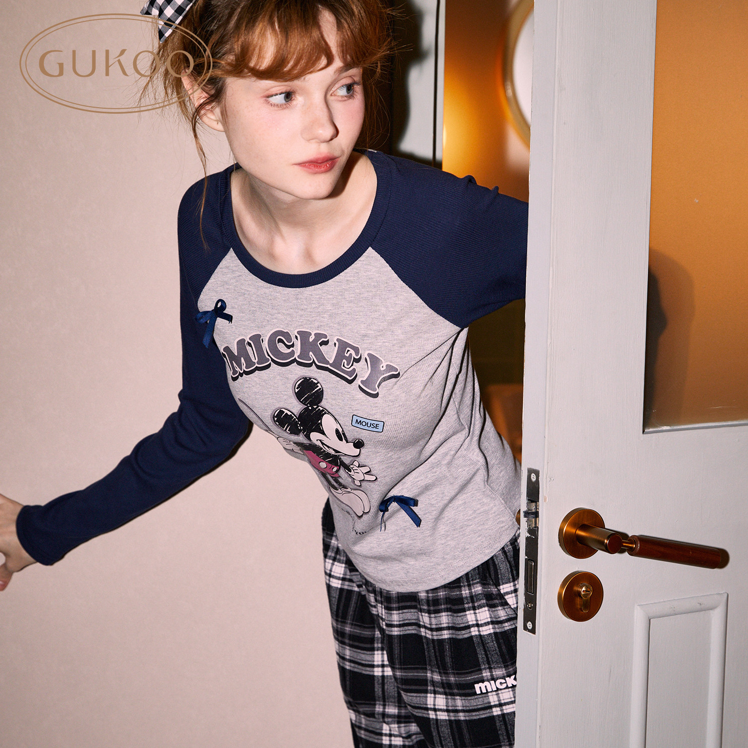 Gukoo/果壳打底衫带胸垫女春秋款迪士尼联名新款米奇女士T恤套装,淘宝优惠券,粉丝福利购,淘宝优惠卷