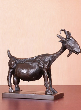 铜雕塑毕加索母山羊铜像摆件