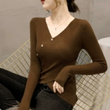 Дизайнерский трикотажный приятный телу свитер, осенний, тренд сезона, V-образный вырез, в корейском стиле