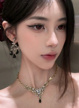 复古宫廷风黑色仿水晶流苏项链女