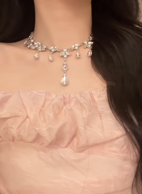 轻奢风粉色水滴流苏项链小众