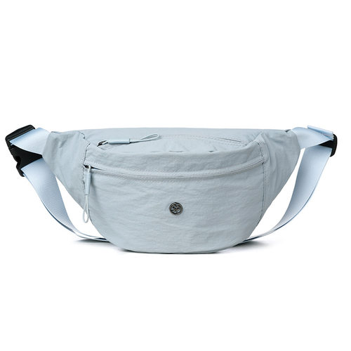 新款运动外出时尚胸包女轻便百搭休闲便携腰包简约通勤单肩斜挎包 - 图3