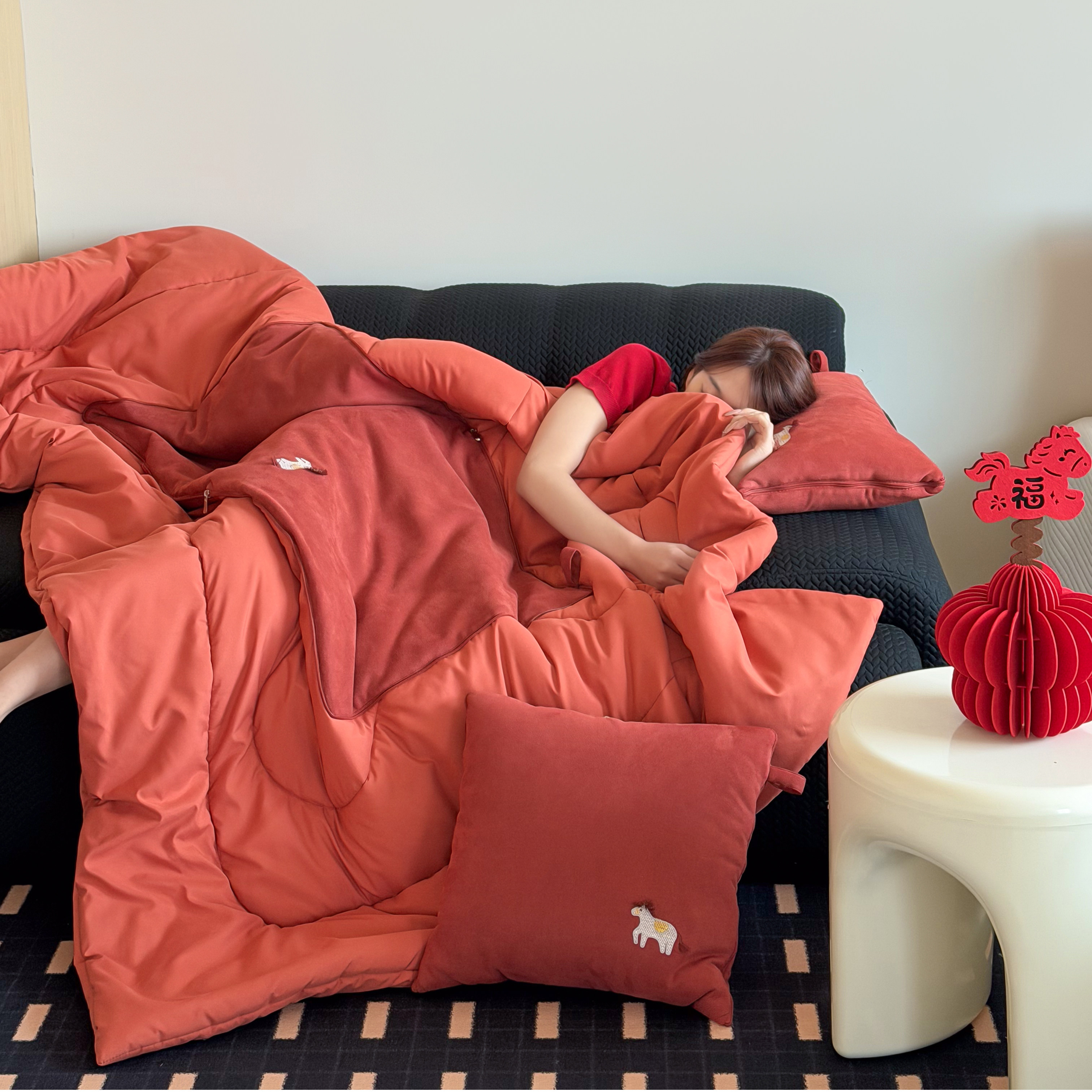 Year of the Horse red dual-purpose pillow that can be carried by hand and folded in the car