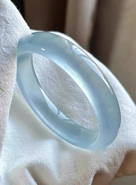 爆款精美女冰透翠色浅蓝色平安镯浅绿色贵妃镯通透干净女款手镯