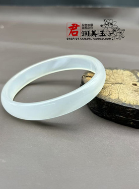 白玛瑙玉髓手镯民族风女款玉镯