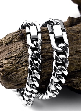 简约时尚古巴链手链男士霸气钛钢粗款手链嘻哈嘻哈不掉色珠扣首饰