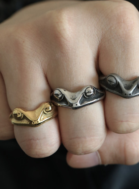 嘻哈新款复古个性可爱青蛙指环男女通用钛钢青蛙王子戒指时尚饰品