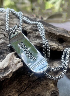 ROCK PUNK时尚嘻哈街头滑板车吊坠潮士个性高级感日韩挂项链