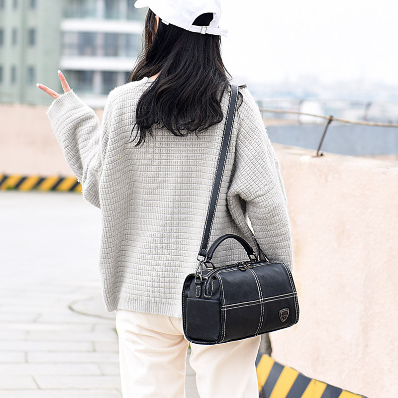 lk 2020年新款潮大容量软斜挎包包 lklouisklein箱包女士包袋