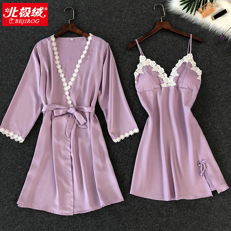  北极绒百盈睡裙