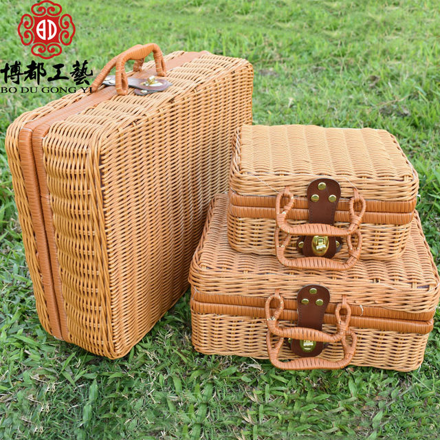 Imitation of Fujida Garden Retro Glue Wicker Picnic Basket Souvenir