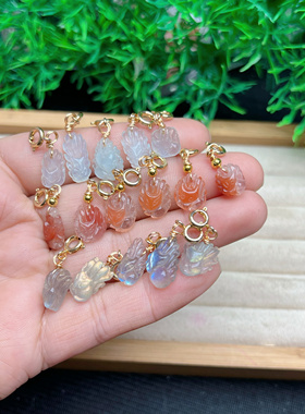 天然红兔毛狐狸吊坠海蓝宝九尾月光石九尾万能扣弹簧扣小迷你吊坠