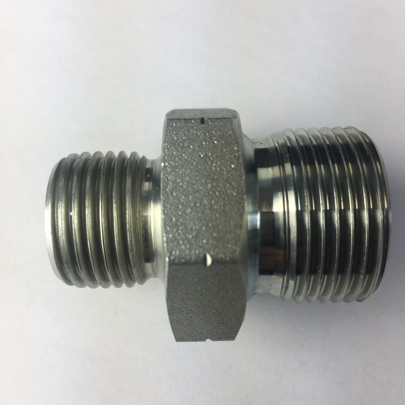 伊顿标准英制液压过渡接头高压油管外丝直通转换接头C型垫密封1B,淘宝优惠券,粉丝福利购,淘宝优惠卷