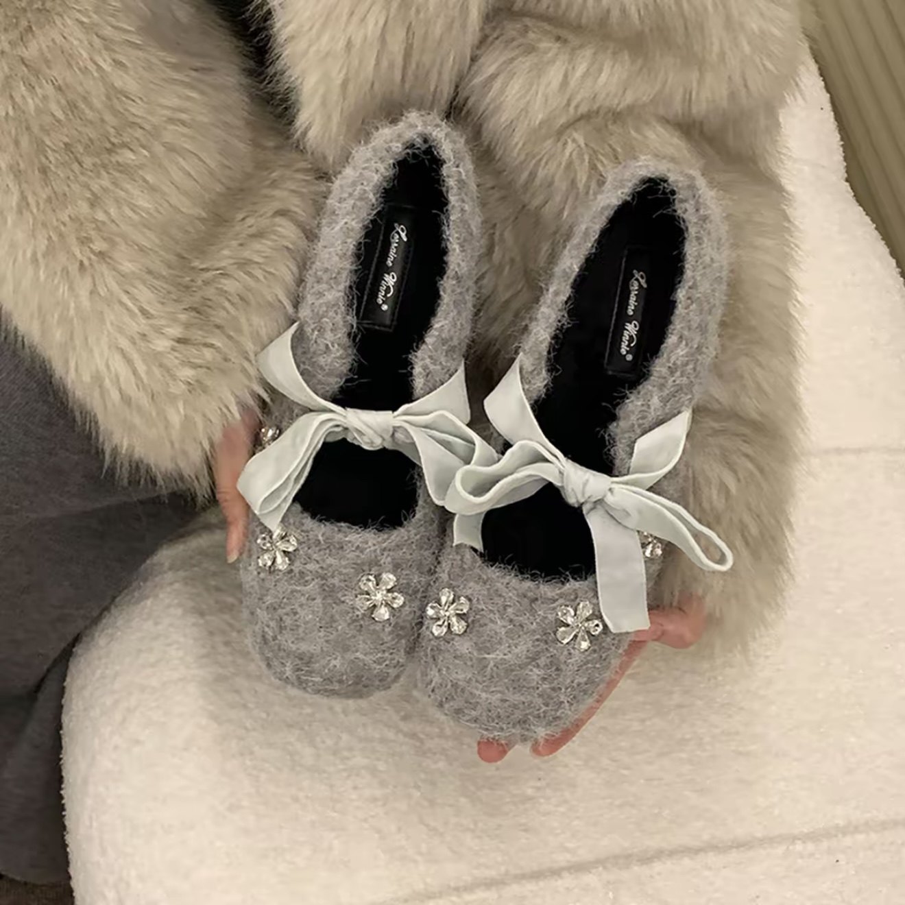 花朵水钻加绒内增高玛丽珍鞋女2025秋冬季新款毛呢保暖小香风单鞋,淘宝优惠券,粉丝福利购,淘宝优惠卷