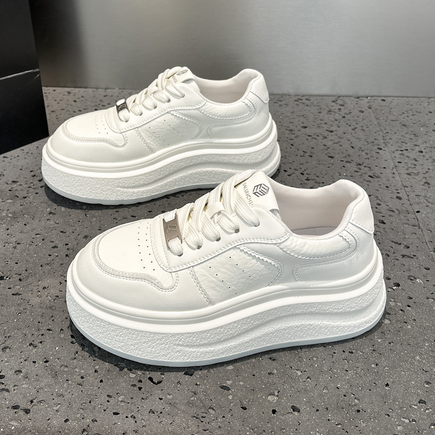 真皮小白鞋女2026春季新款百搭松糕厚底增高牛皮透气休闲运动板鞋,淘宝优惠券,粉丝福利购,淘宝优惠卷