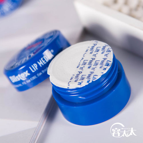 容太太美国碧唇小蓝罐润唇膏7g 修护唇干裂保湿滋润无色护唇膏 - 图0
