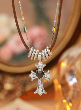 新品十字项链颈链欧美情侣男女小马葫芦吊坠饰品毛衣链轻奢高级感