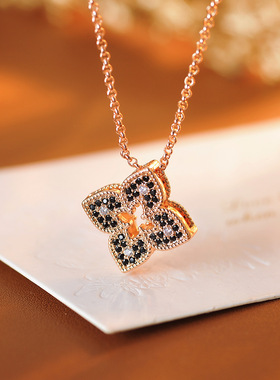 日韩风时尚高级感花瓣项链小众轻奢百搭四叶草饰品锁骨链批发代发