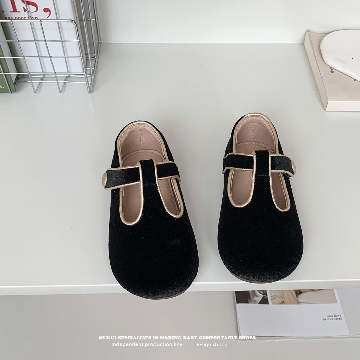 韩国丝绒小女孩单鞋秋冬新款儿童公主鞋复古宝宝浅口鞋软底豆豆鞋,淘宝优惠券,粉丝福利购,淘宝优惠卷