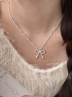 饰尚e族麻花蝴蝶结吊坠项链2024新款爆款百搭时尚气质锁骨链小众