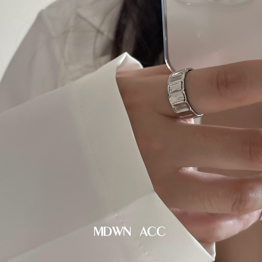 日韩冰晶白茶戒指女轻奢高级感复古时尚气质开口戒指可调节食指环,淘宝优惠券,粉丝福利购,淘宝优惠卷