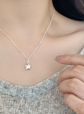 简约五角星星吊坠项链女甜美时尚百搭气质锁骨链ins风小众颈链潮