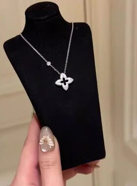 甜美四叶花瓣吊坠项链女精致优雅百搭简约锁骨链ins风小众颈链潮