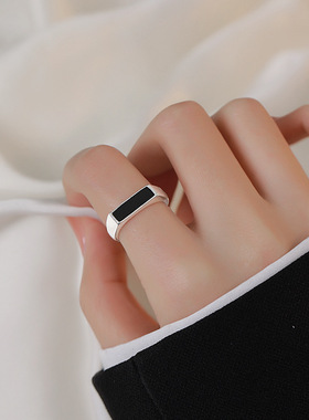 饰尚e族简约黑色方块戒指女冷淡风创意滴釉开口指环ins风网红嘻哈