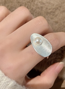 时尚水滴状开口戒指女可调节 2025新款爆款贝珠戒指女轻奢高级感