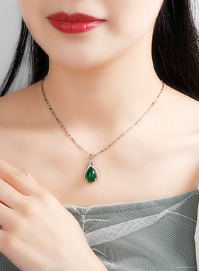 925纯银玛瑙白色绿色玉石玉髓水滴项链女士时尚高级感新款礼物