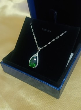 925纯银祖母绿水滴宝石项链