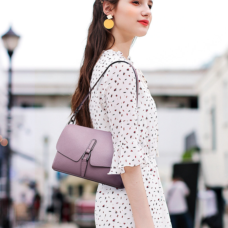 女2021新款真皮单肩腋下休闲斜挎包 七黛女士包袋