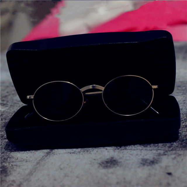 Young and Dangerous Dongxing Crow Zhang Yaoyang's same sunglasses super cool oval small frame sunglasses Millennium Prince Mirror Trend