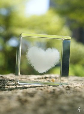 白云朵月球水晶送男女桌面摆件