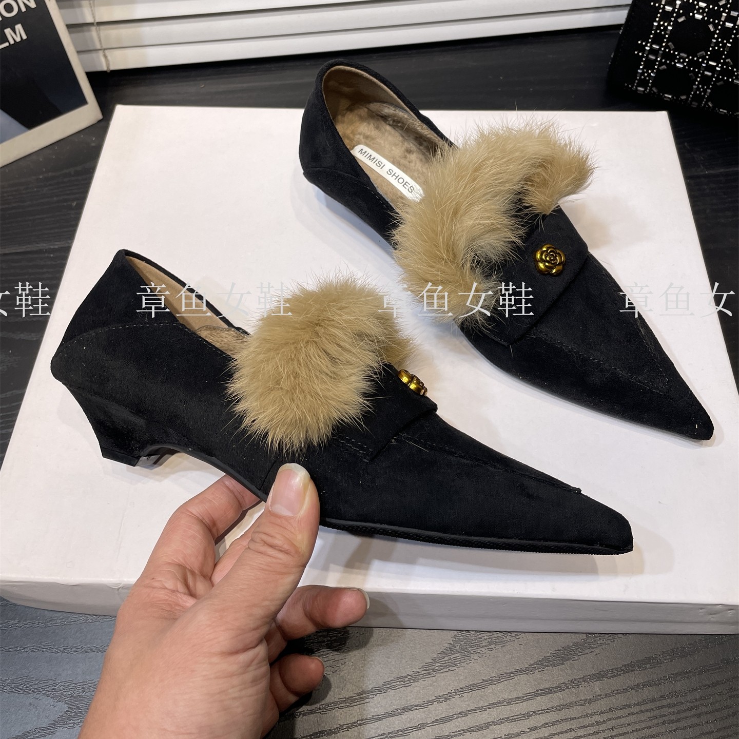 小香风山茶花尖头毛毛鞋绒面单鞋2025冬季韩版加绒低跟乐福鞋,淘宝优惠券,粉丝福利购,淘宝优惠卷