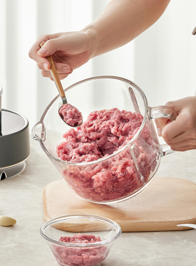 小熊全新升级不塞肉绞肉机更实用