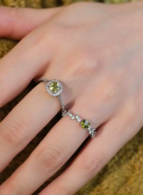 薄荷汽水法式复古橄榄绿方钻戒指女S925纯银宫廷排钻闪锆叠戴指戒