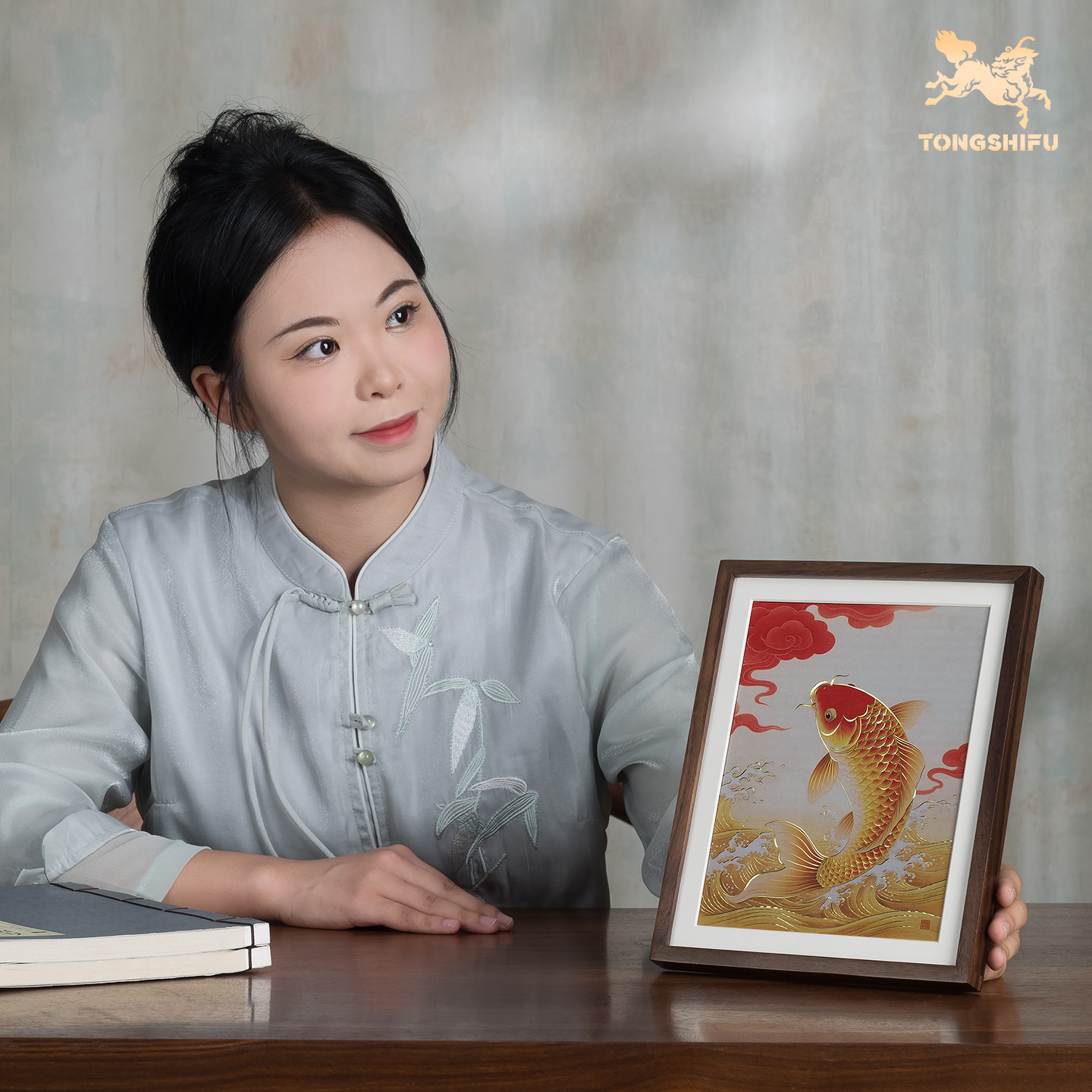 铜师傅 手工錾刻 铜雕画《好运来（桌面）》书房办公桌锦鲤装饰画,淘宝优惠券,粉丝福利购,淘宝优惠卷