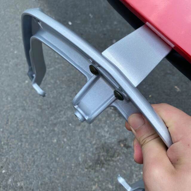 Youcheng Z8 electric vehicle rear wing bracket backrest