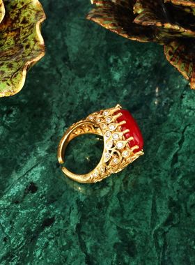 中古复古黄铜镶嵌巴洛克戒指女红色时尚百搭气质手饰镶钻轻奢饰品