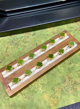 新疆直发和田玉碧玉s925银镶嵌戒指老坑料四叶草天然玉石带证书