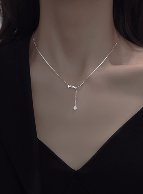 名尚家S925银项链女小众设计感新款轻奢百搭冷淡风吊坠锁骨链简