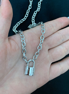 官网BM项链女夏设计感小众锁头