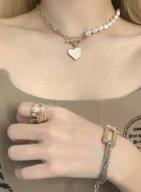 镶钻珍珠爱心人像时尚风开口戒指