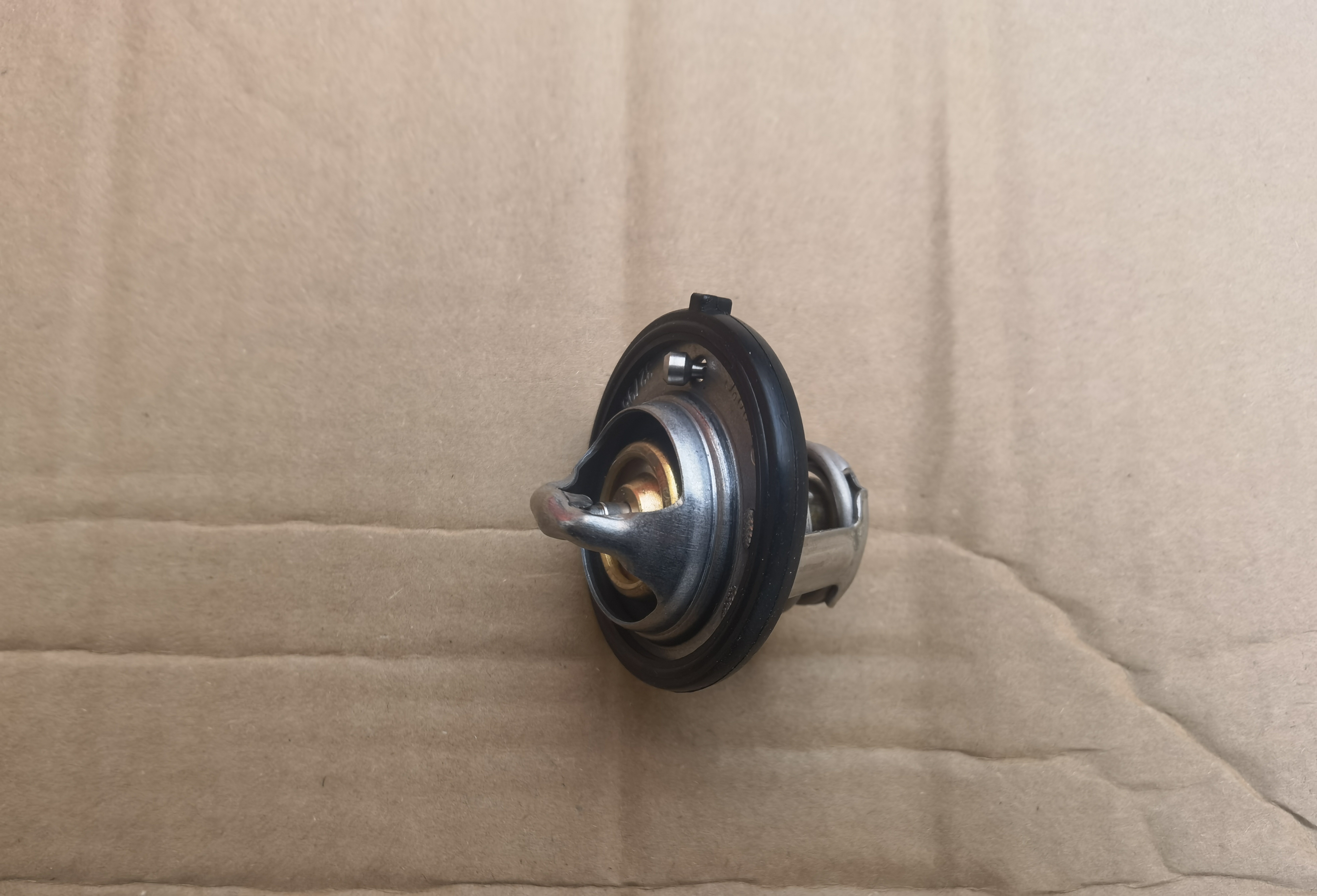 适用别克凯越雪佛兰科鲁兹节温器总成五菱宝骏经典L2B发动机天博 - 图1