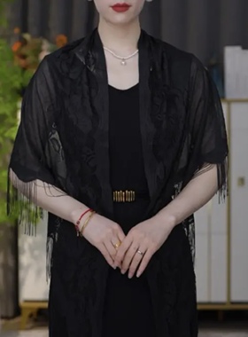 蕾丝三角巾新款多用途夏季透气遮阳披肩百搭款时尚女休闲气质轻薄