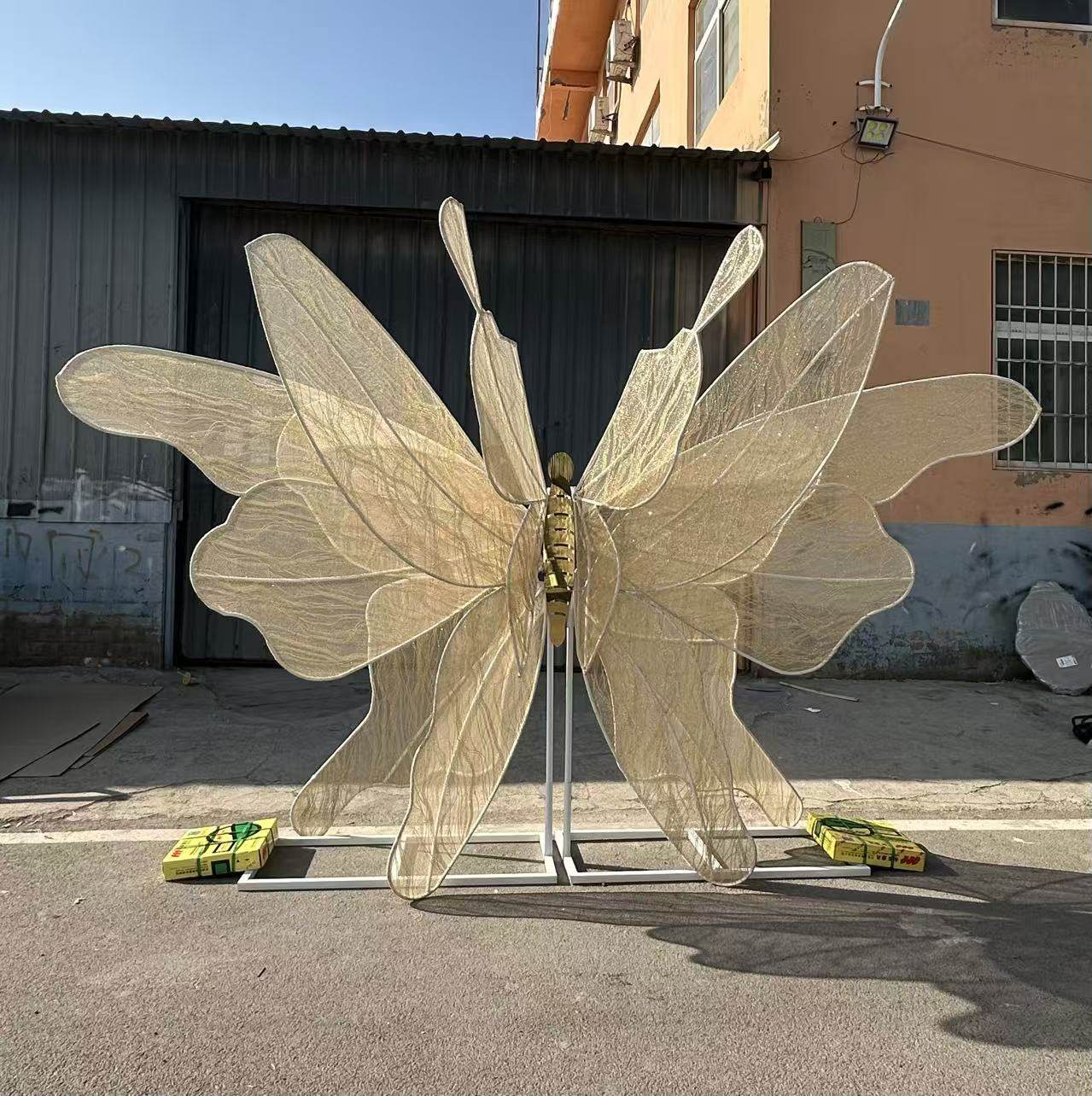 新款婚庆道具铁艺蝴蝶粘纱背景婚礼堂酒店定制款网红打卡立体摆件,淘宝优惠券,粉丝福利购,淘宝优惠卷