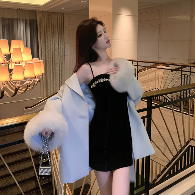 「少量现货」韩雨嘉毛呢外套女千金高级感毛领中长款收腰呢子大衣