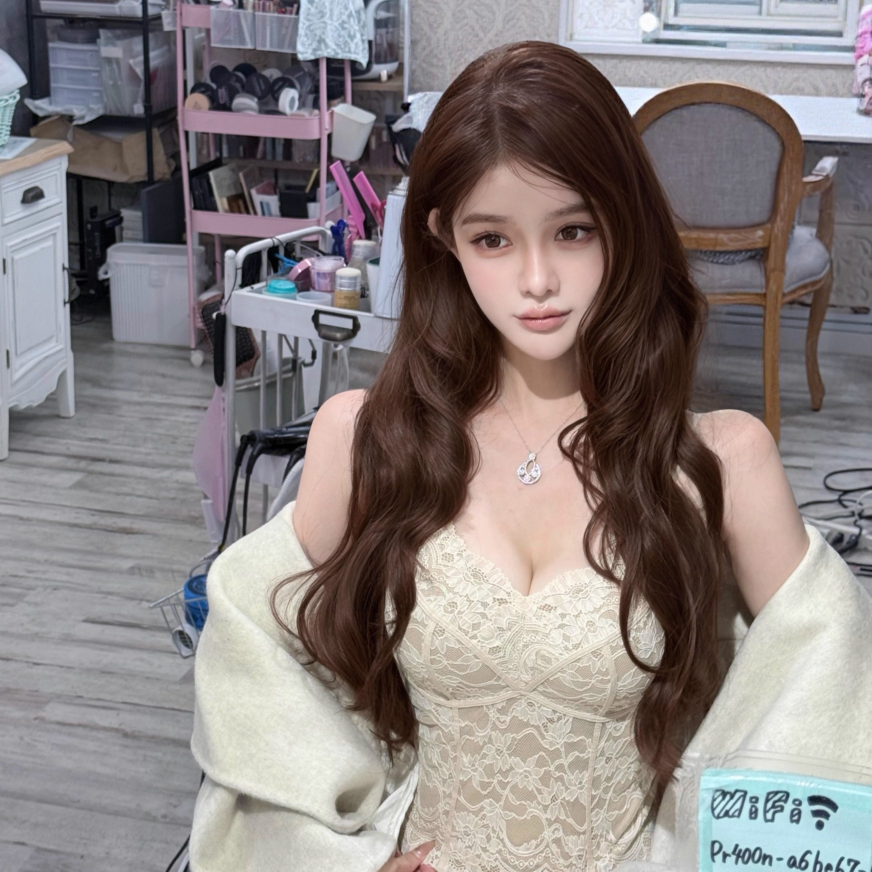 韩雨嘉【杜乐丽】蕾丝吊带含胸垫高腰包臀针织长半裙秋冬打底套装,淘宝优惠券,粉丝福利购,淘宝优惠卷